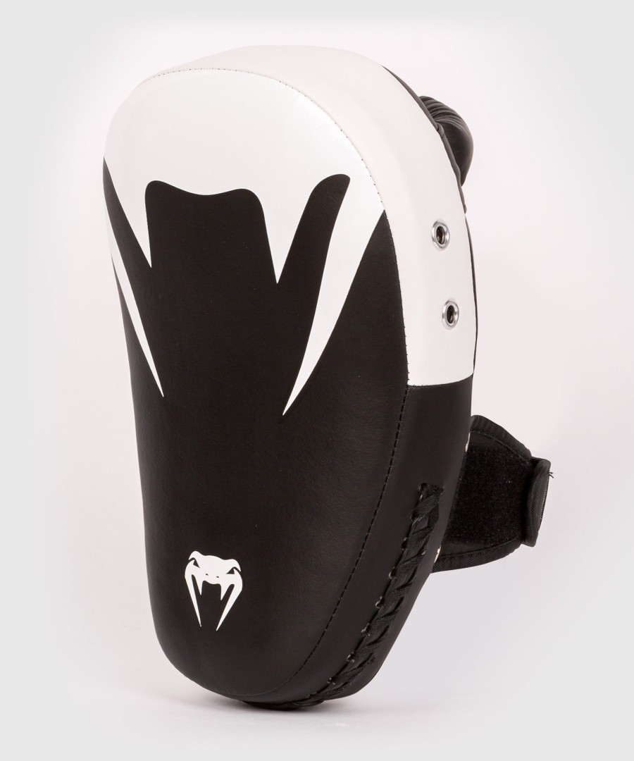 venum kick boxing gear 2.0 micro fiber small paws - ΜαύροΛευκό