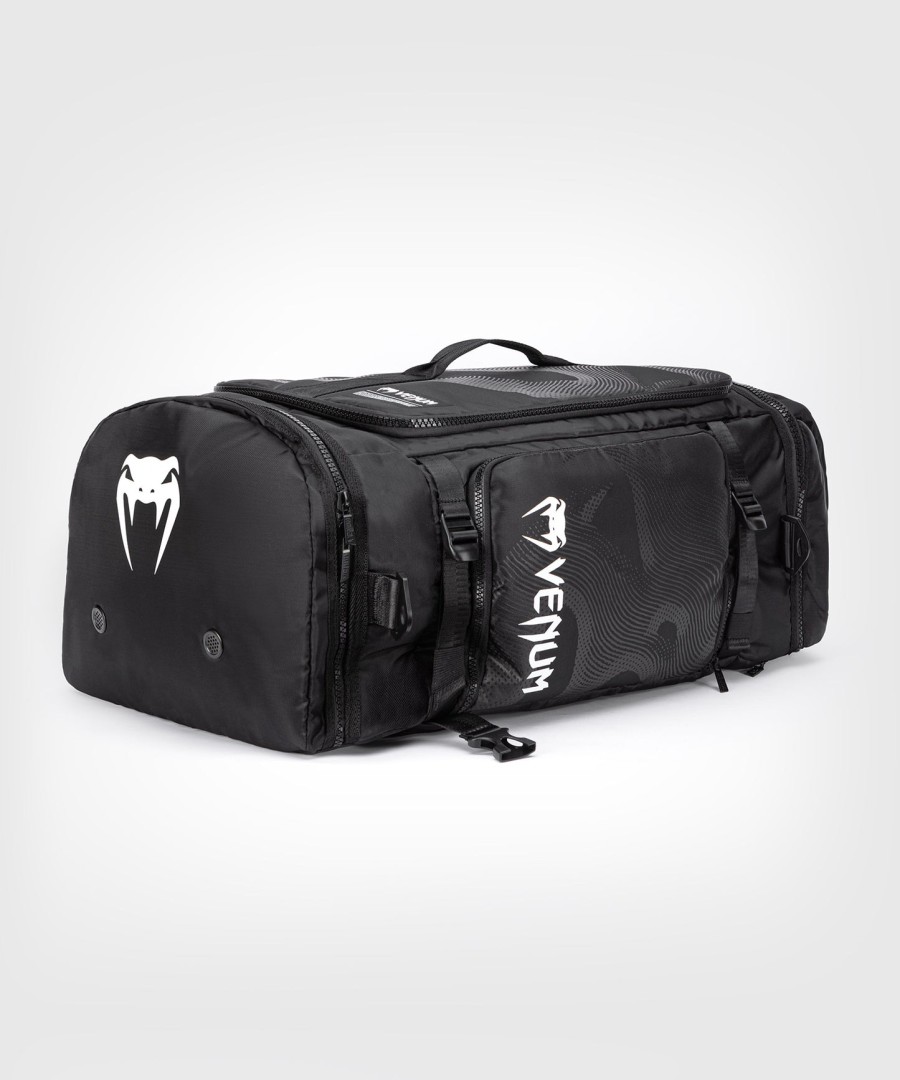 Αθλητική τσάντα venum trainer hybrid - Μαύρη