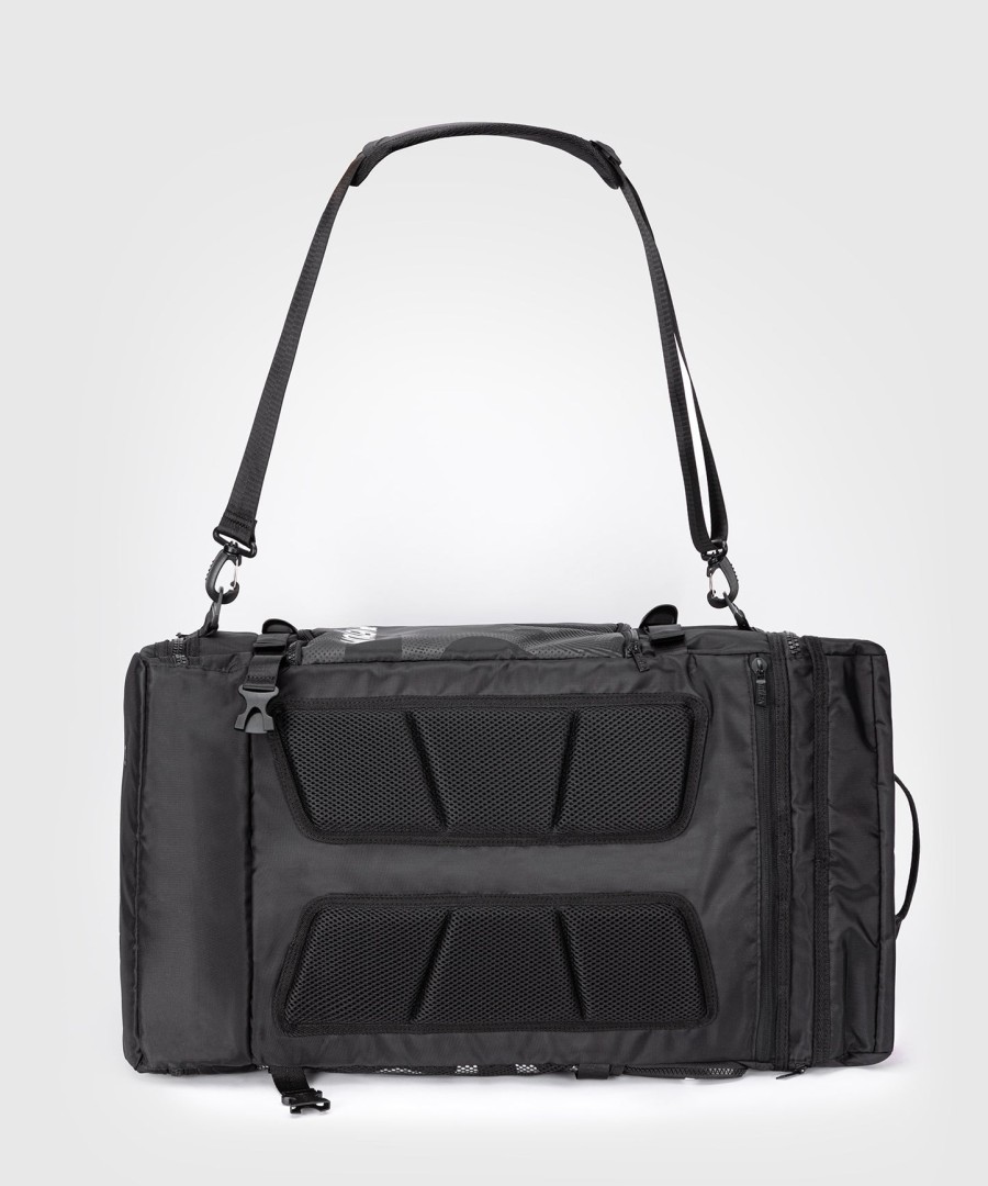 Αθλητική τσάντα venum trainer hybrid - Μαύρη