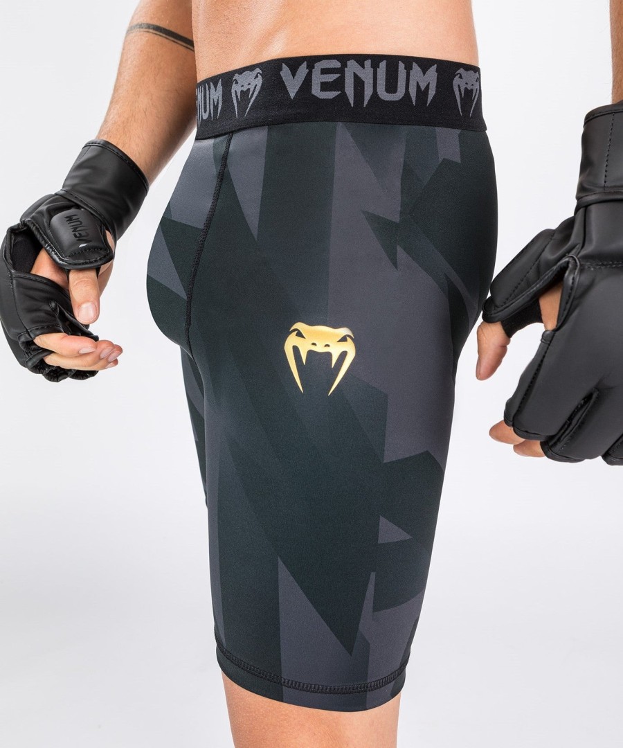 Σορτς venum razor vale tudo - ΜαύροΧρυσό
