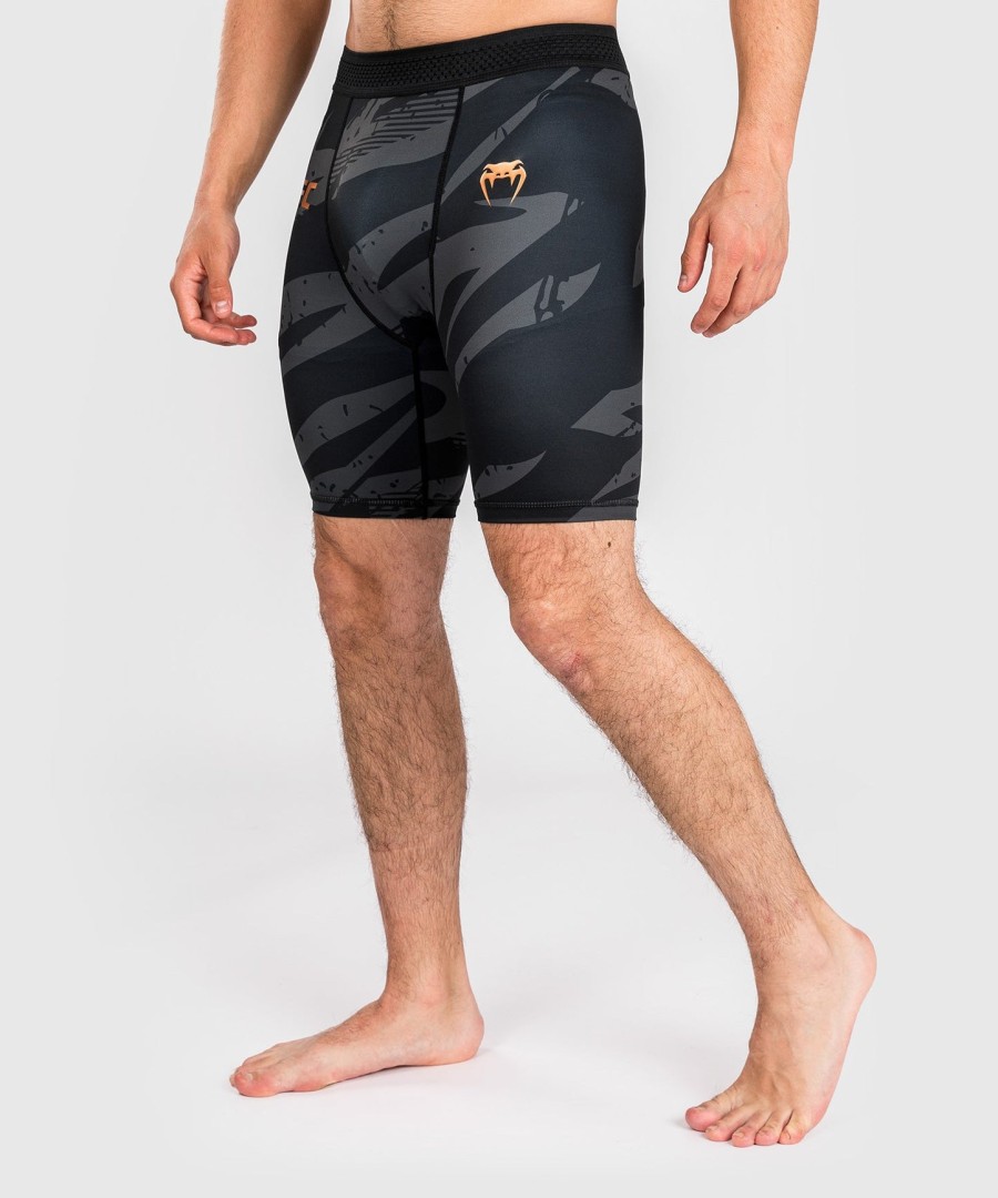 ufc adrenaline από venum fight week men vale tudo short - urban camo