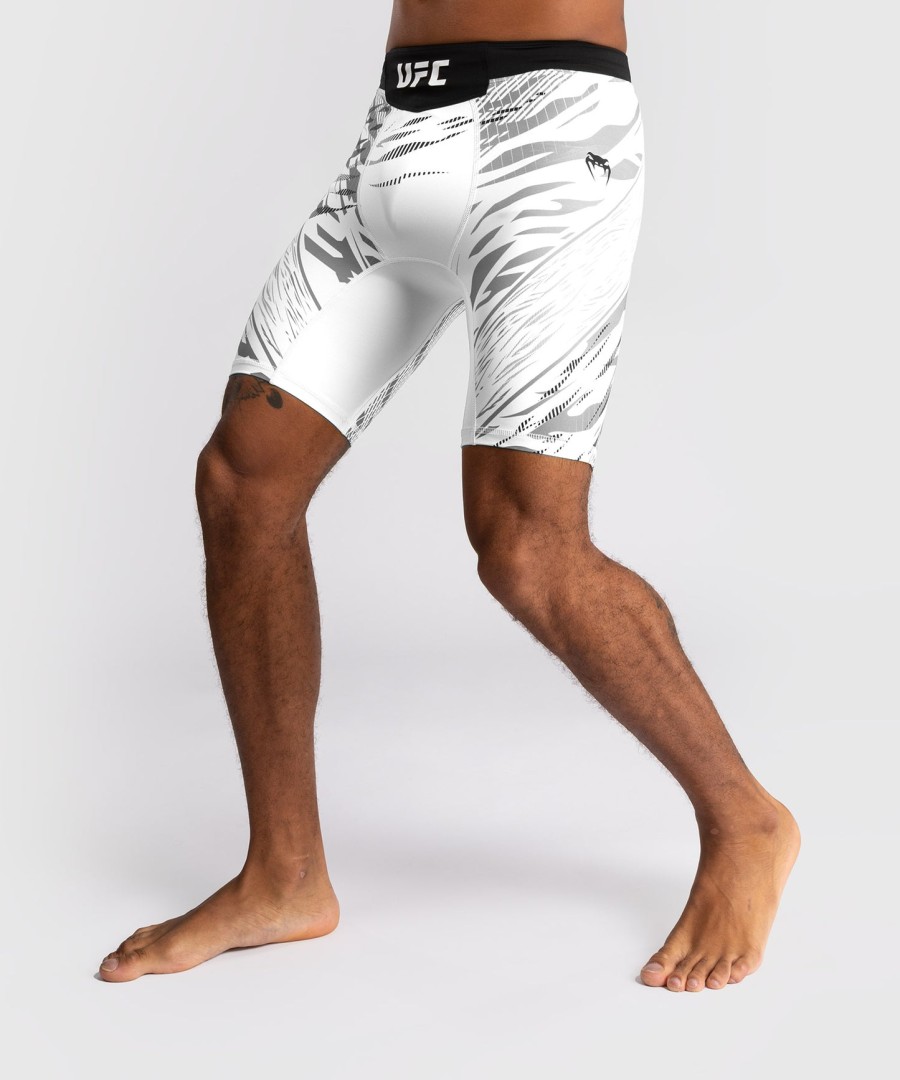 ufc fusion by venum authentic fight night Ανδρικό Σορτς vale tudo - Λευκό