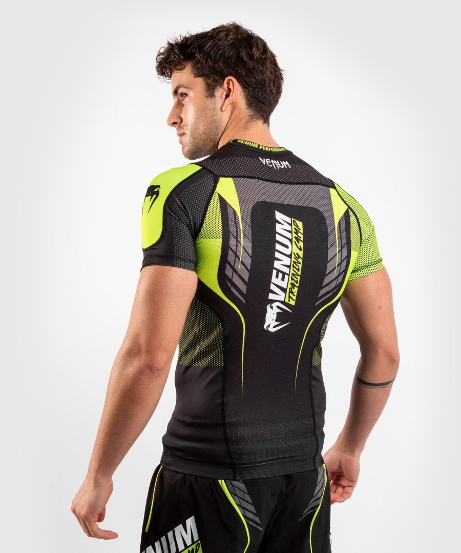 venum training camp 3.0 rashguard - Κοντά μανίκια