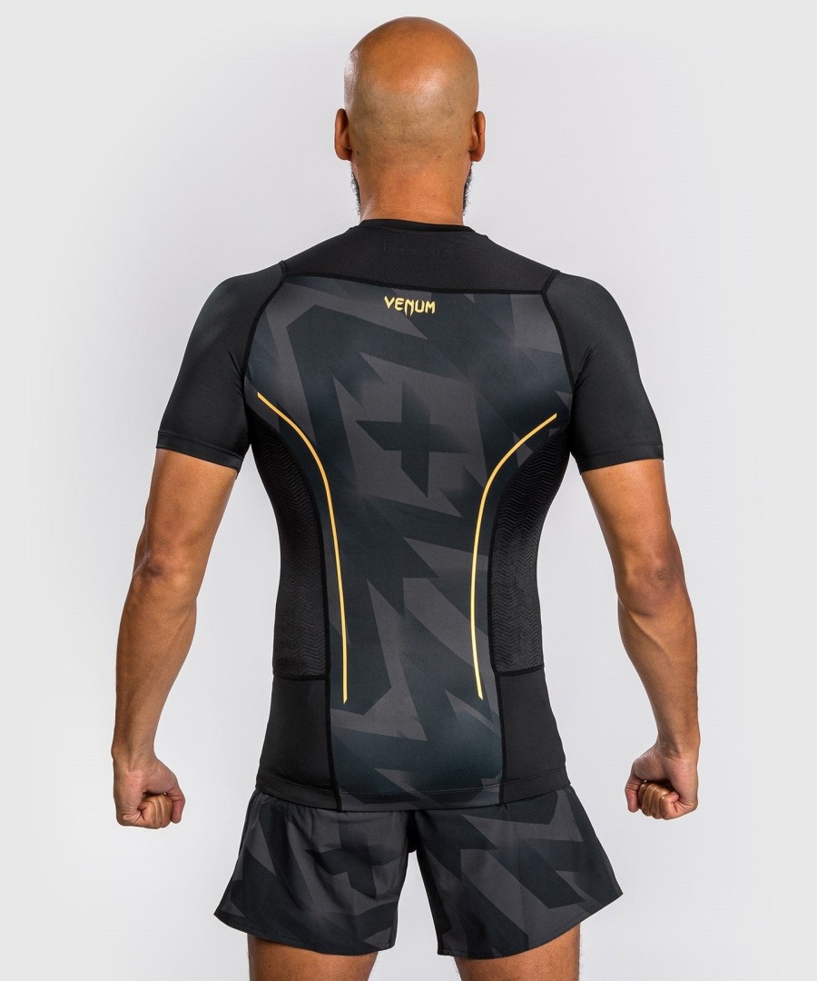 Κοντό μανίκι venum razor rashguard - ΜαύροΧρυσό