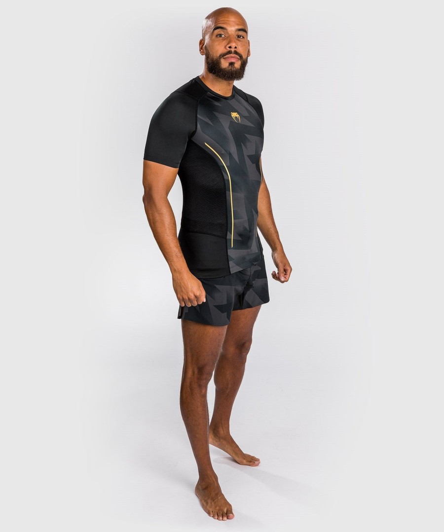 Κοντό μανίκι venum razor rashguard - ΜαύροΧρυσό