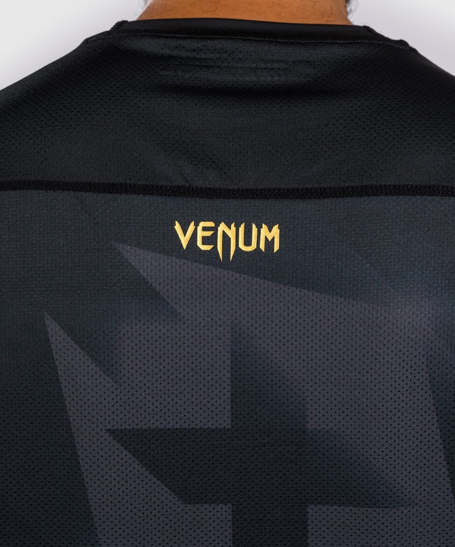 Μπλούζα venum razor dry tech - ΜαύροΧρυσό