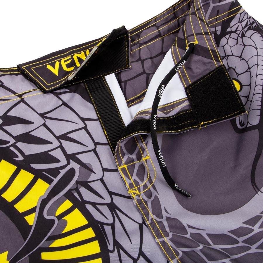 Σορτς venum snaker fightshorts - ΜαύροΚίτρινο