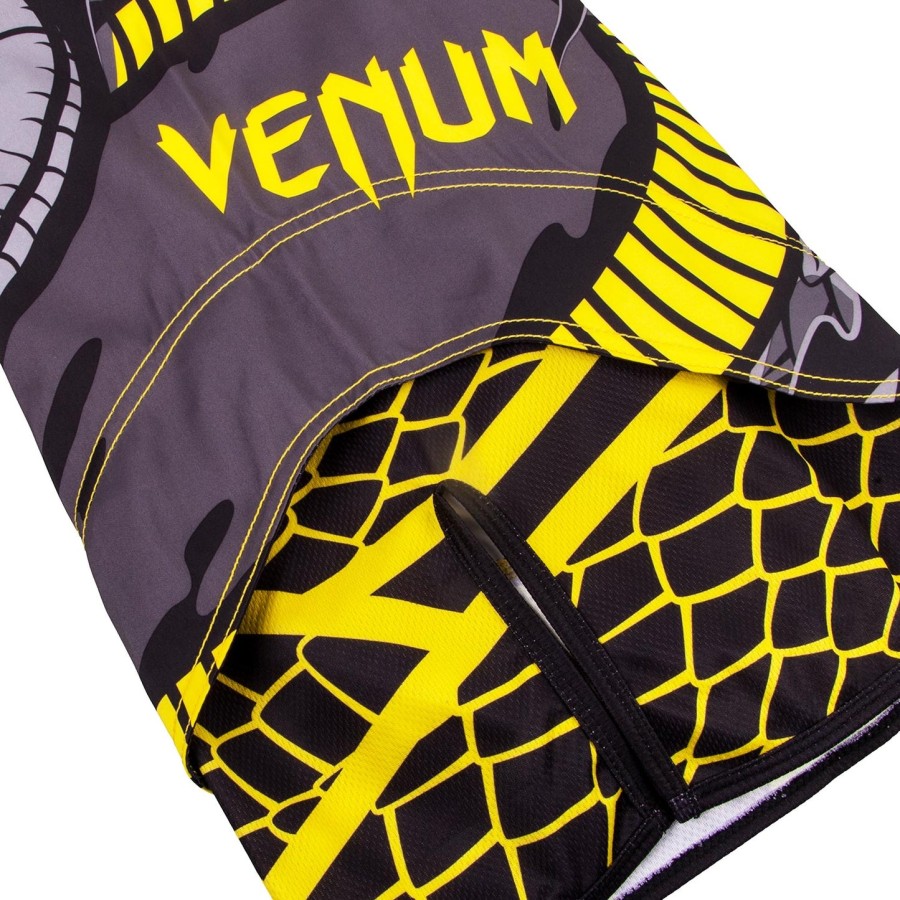 Σορτς venum snaker fightshorts - ΜαύροΚίτρινο