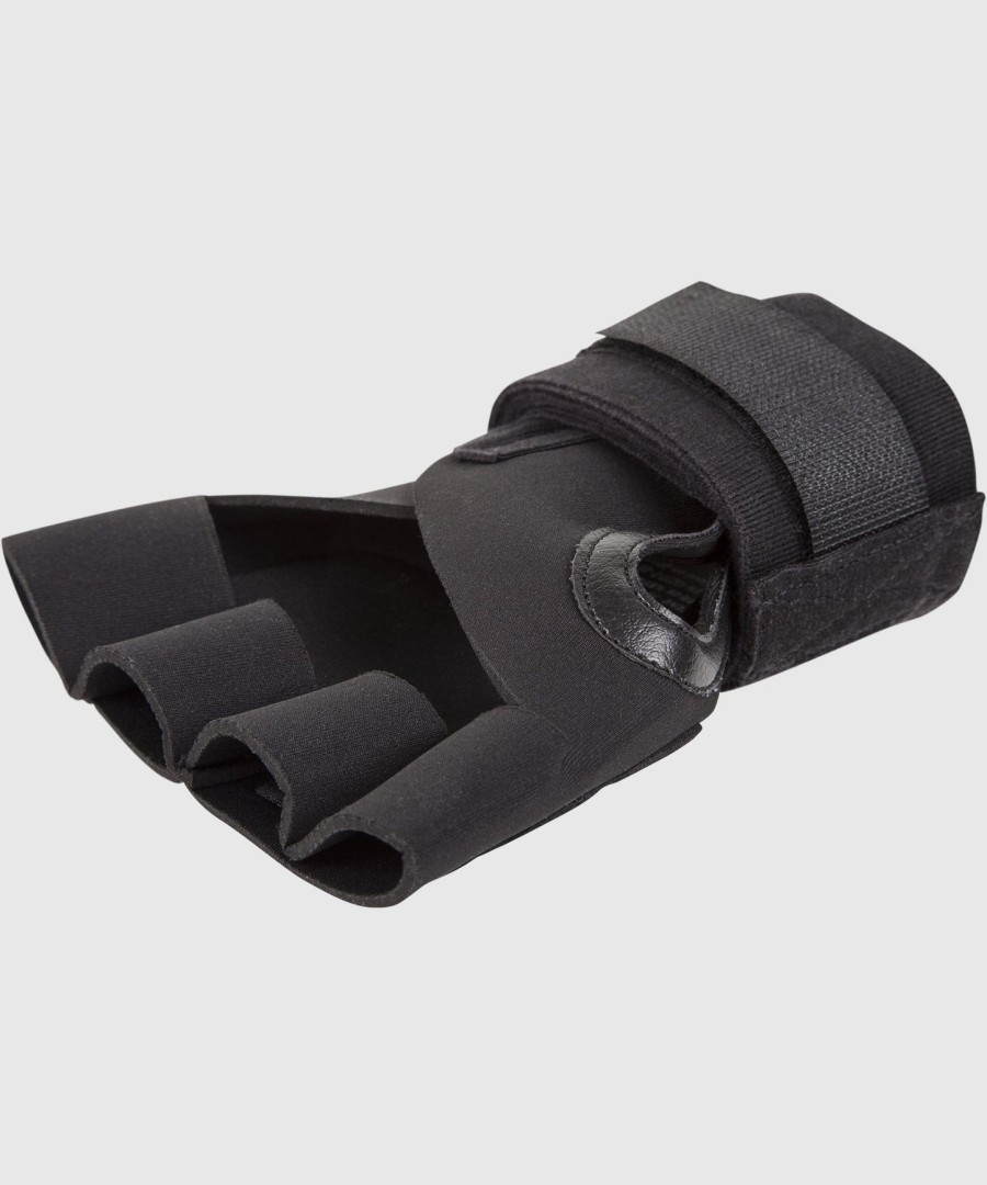 Γάντια venum kontact gel wrap Ένα μέγεθος που ταιριάζει στους περισσότερους - Μαύρο