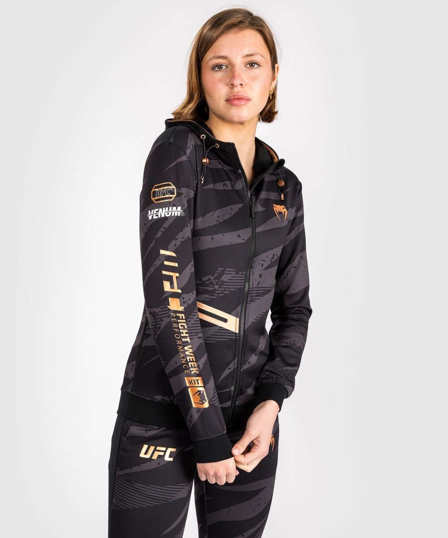 ufc adrenaline by venum fight week Γυναικείο Φούτερ με Κουκούλα - urban camouflage