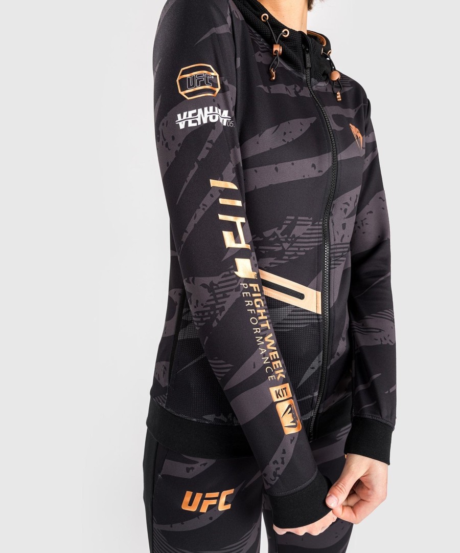 ufc adrenaline by venum fight week Γυναικείο Φούτερ με Κουκούλα - urban camouflage
